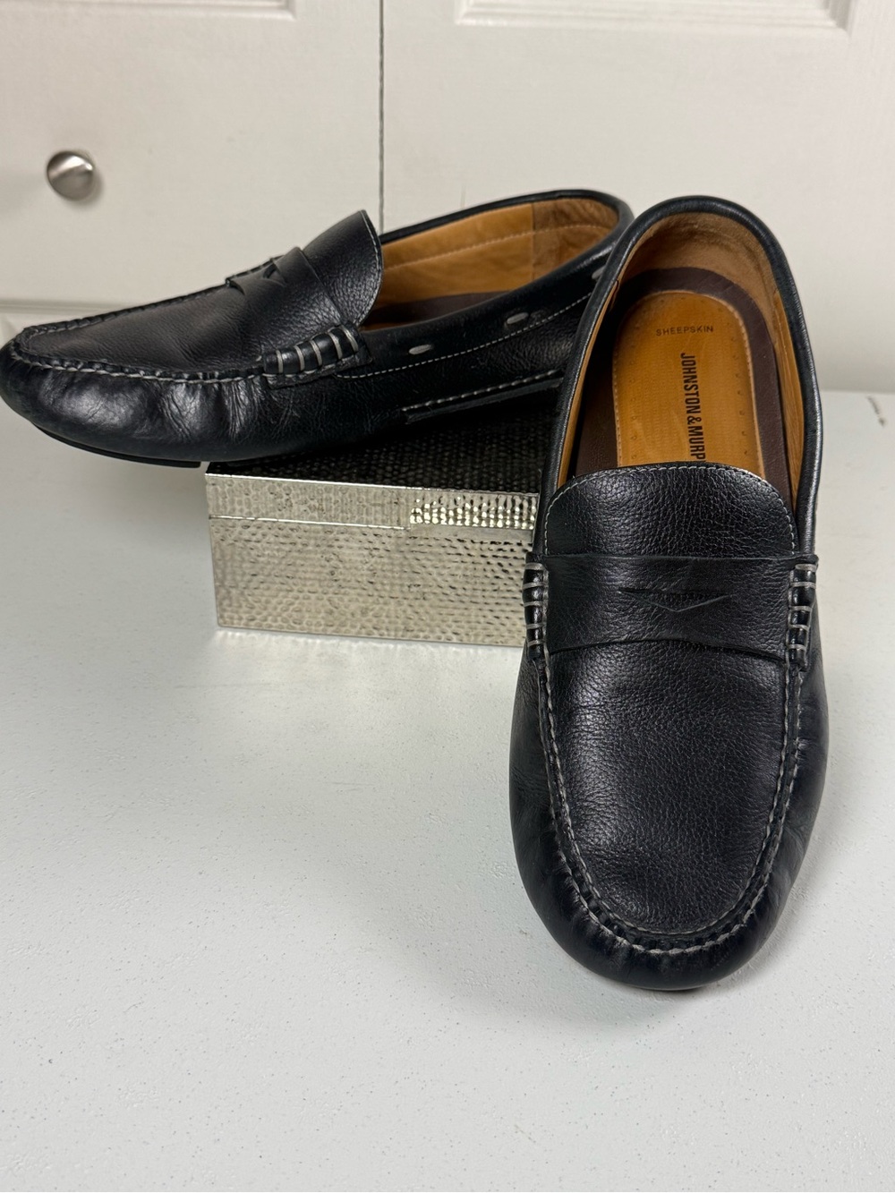 Johnston & Murphy Sheepskin Leather Penny Loafers Black Men’s Size 10.5 M